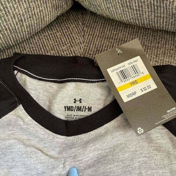 Under Armor T-shirt boys medium long sleeve NWT - Picture 2 of 5